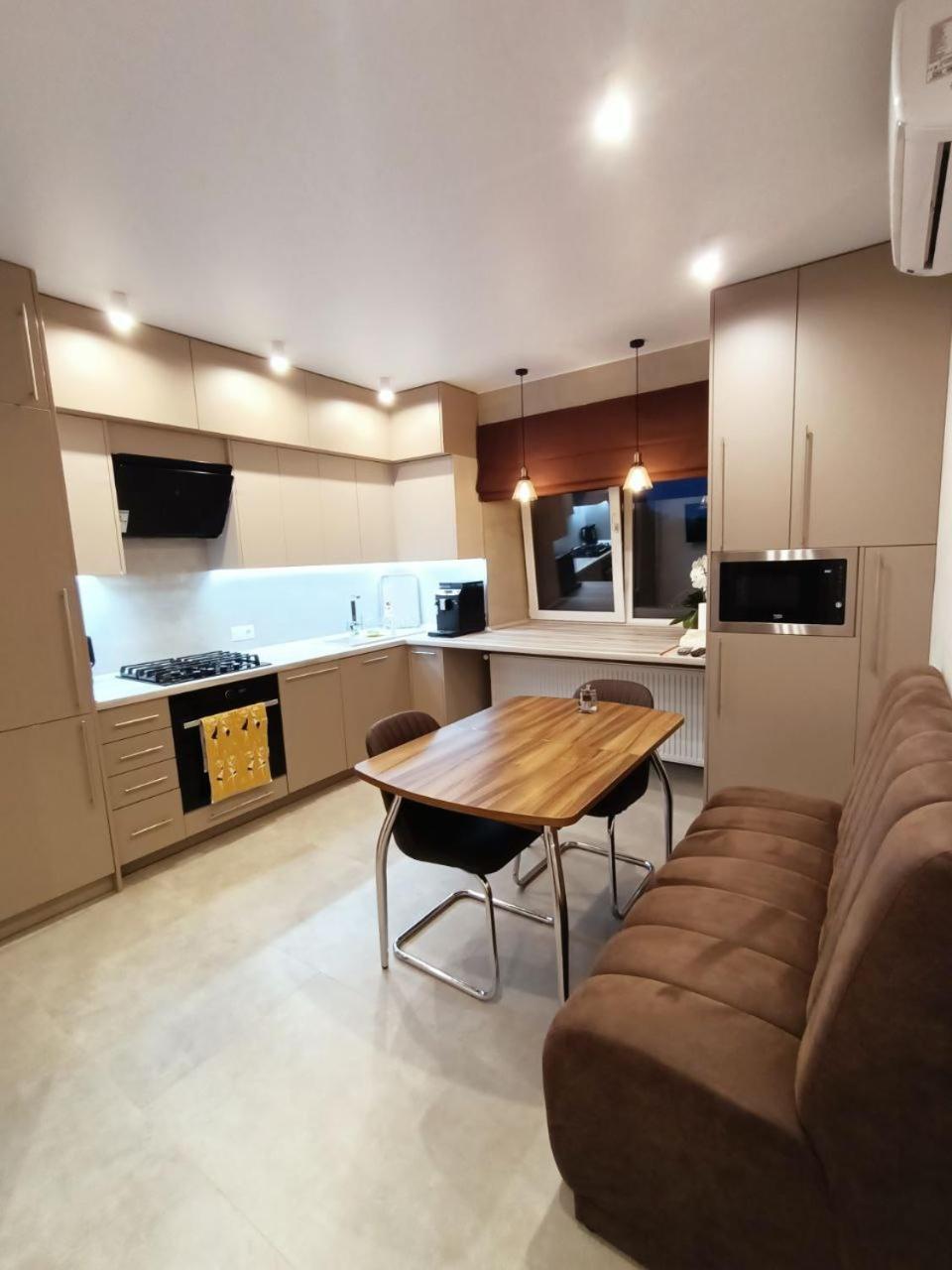 2К Шикарний Люкс! Apartment Khmelnytskyi Exterior photo